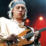 markknopfler.jpeg markknopfler.jpeg