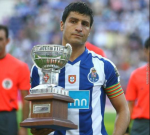 Pedro Emanuel recebe troféu de campeão nacional da FPF_2008.PNG