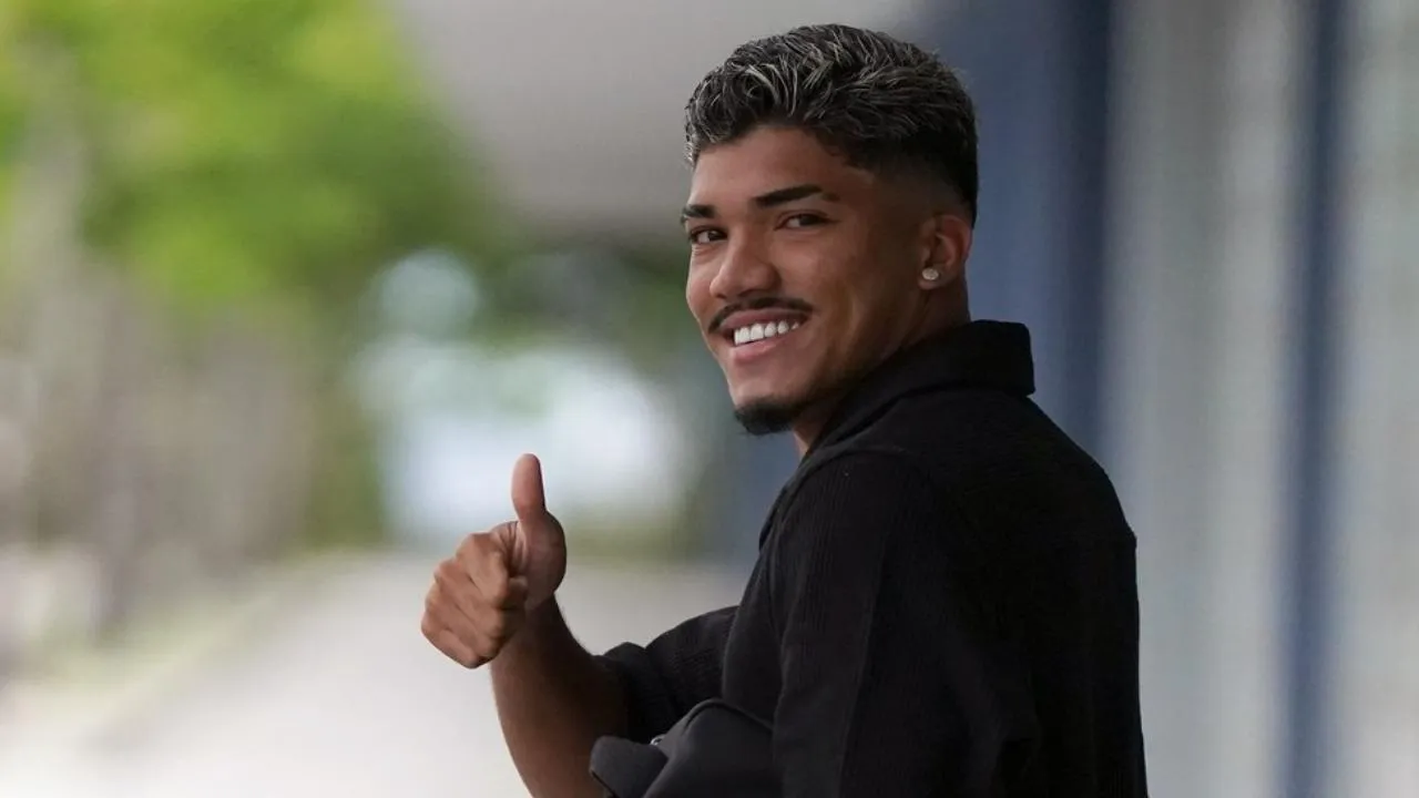 Beautiful Lembram-se Do 'velho' Robben? Está No Fc Porto E Chamam-lhe William! (as Notas Dos Dragões) Design in HD Beautiful Lembram-se Do 'velho' Robben? Está No Fc Porto E Chamam-lhe William! (as Notas Dos Dragões) Design in HD