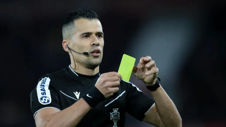Carlos Macedo arbitra o FC Porto-Moreirense, Cláudia Ribeiro no VAR