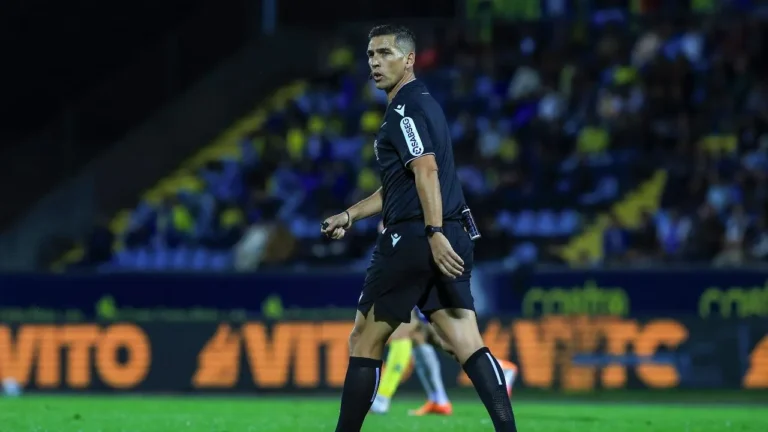 CD arquiva processo ao FC Porto por participação de Fábio Veríssimo