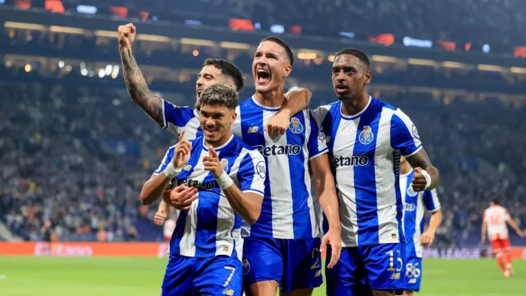 Deniz Gül convocado para play-off do Mundial2026 pela Turquia