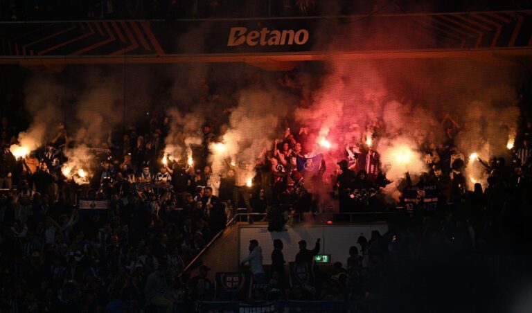 3 mil portistas empurraram o FC Porto em Estugarda e a resposta foi à Dragão: vitória por 1-2 na Liga Europa