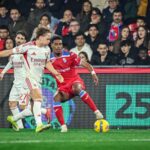 Andreas Schjelderup parece confiante após vitória frente ao Gil: "O FC Porto é o próximo e estamos famintos"