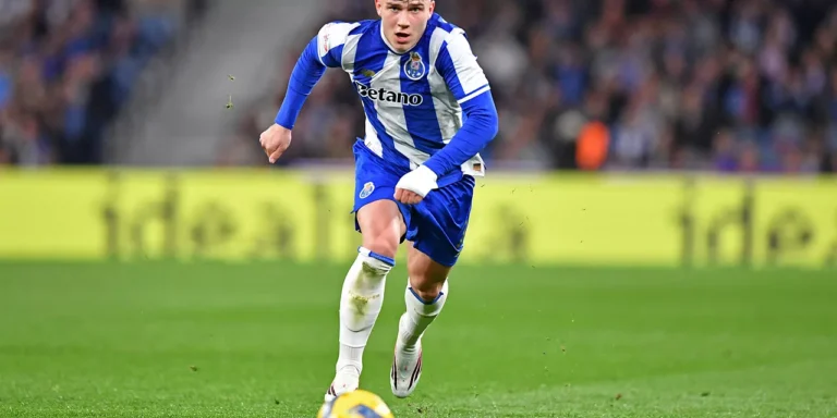 No Dragão, Pietuszewski passa de promessa a arma ofensiva e recoloca FC Porto na direção certa