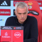 Mourinho já encontrou um culpado: "O quarto árbitro fez um trabalho péssimo durante todo o jogo"