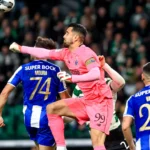 Jorge Amaral: "A primeira oportunidade é do FC Porto que é um pontapé do Alan Varela ao poste"