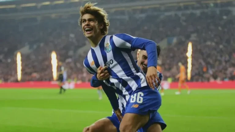 Rodrigo Mora pode regressar à titularidade do FC Porto frente ao Famalicão