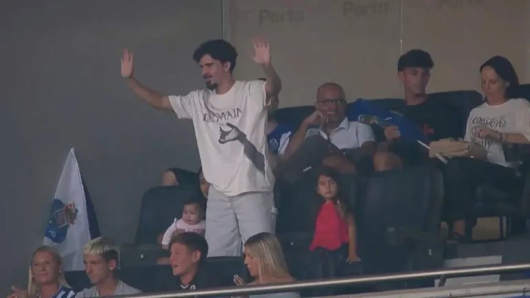 Vitinha mantém ligação aos dragões e transmite confiança aos adeptos: "Espero que chegamos ao final campeões"