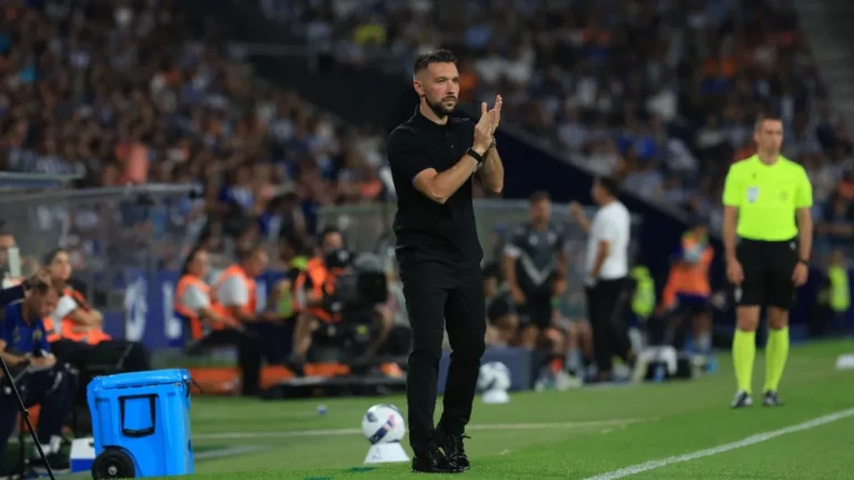 Farioli não recua na rotação e prepara mudanças para receber o Nottingham Forest