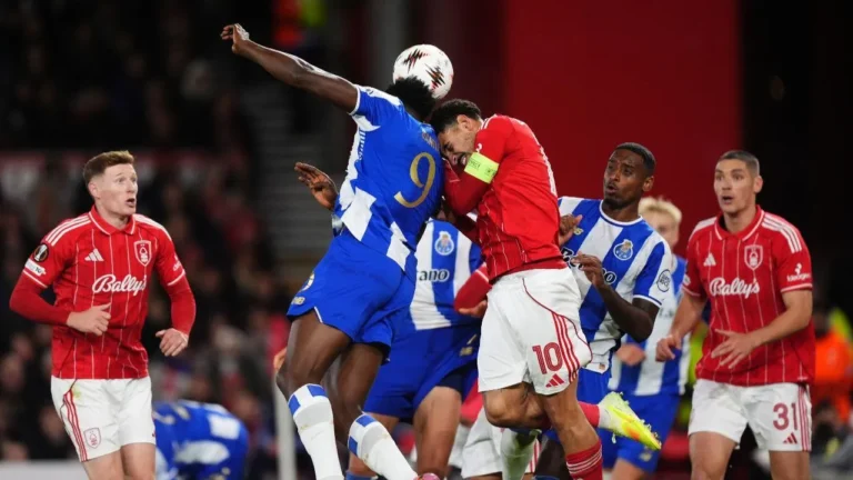 Nottingham Forest-FC Porto: rotação e gestão para os dois lados
