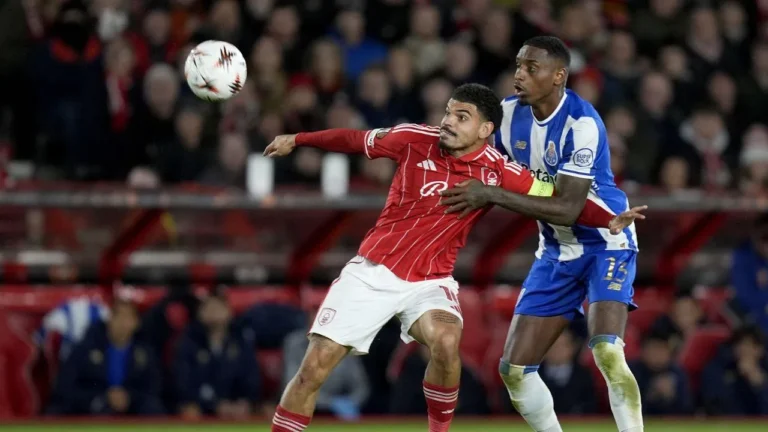 Pablo Rosario, William Gomes, Thiago Silva e Fofana chegam frescos ao duelo decisivo com o Nottingham Forest