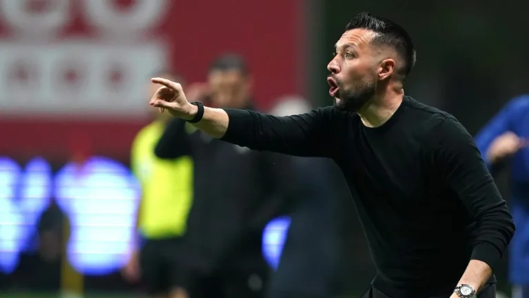 Farioli: "Mora trabalhou com a equipa e está pronto para o desafio de amanhã"