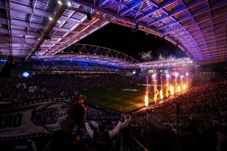 FC Porto aproxima-se da melhor lotação de sempre no Estádio do Dragão