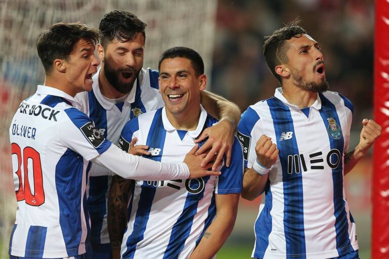 Foi a dia 1 de abril, mas foi bem real: Maxi Pereira calou a Luz e resgatou o FC Porto no clássico