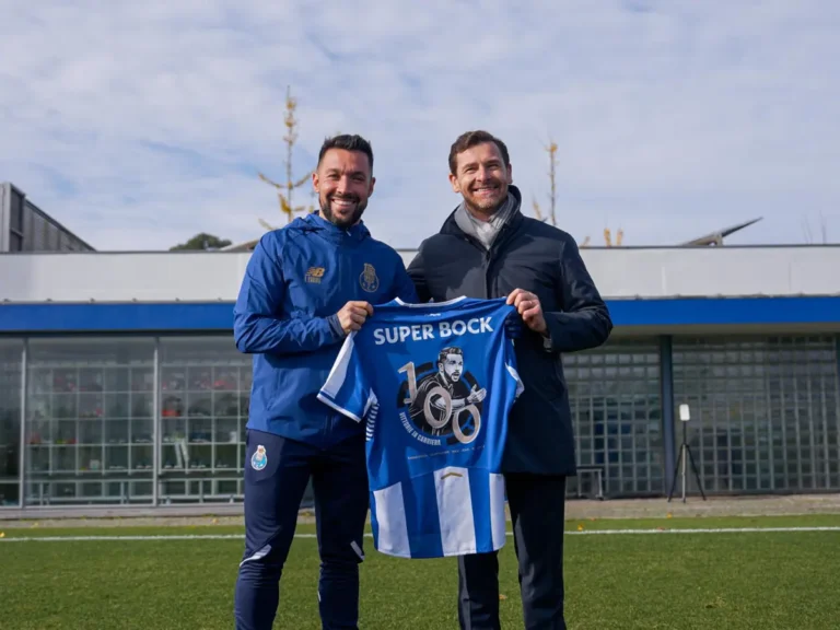 Farioli tenta no Dragão o que só André Villas-Boas conseguiu no FC Porto