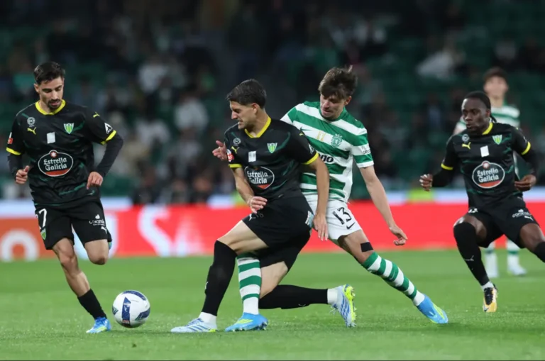 Afinal o fantasma do Ajax mora em Alvalade: Sporting deixa fugir 2-0 nos descontos frente ao Tondela