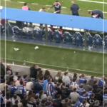 Pote lançou cartolinas para o relvado no Dragão no clássico com o FC Porto