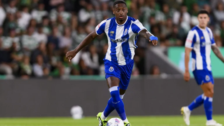 FC Porto recebe os 10 internacionais e avalia Pablo Rosario antes do Famalicão
