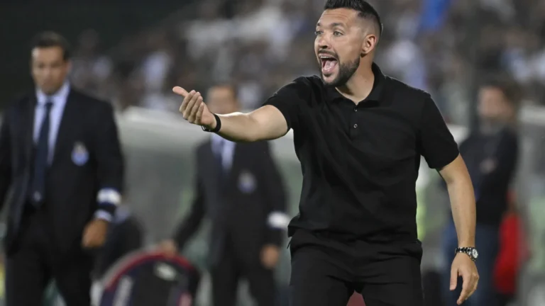 Francesco Farioli: "Não marcámos o golo que merecíamos. Dominámos com 11 e com 10. Eles vieram aqui para queimar tempo"