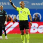 Arbitragem de Luís Godinho no Estoril-FC Porto recebeu avaliação negativa