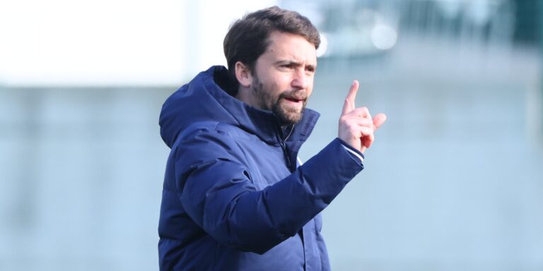 José João, treiandor dos sub-17: "Temos de estar na máxima força" antes da visita ao Real SC