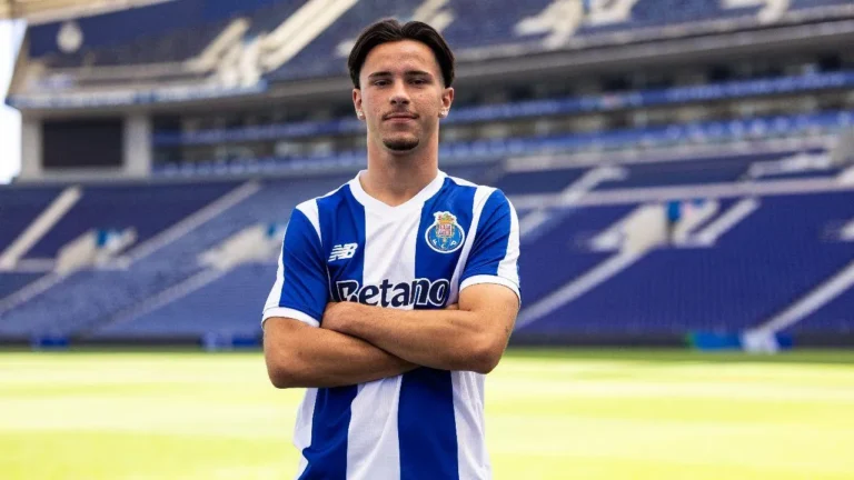 FC Porto renova com Yoan Pereira, campeão europeu e mundial de sub-17