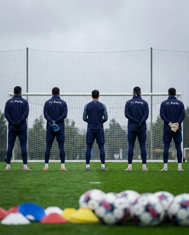 Chegada de João Afonso deixa FC Porto com excesso de opções na baliza