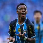 Gabriel Mec entra no radar do FC Porto e o Grémio fixa o preço em 16 milhões