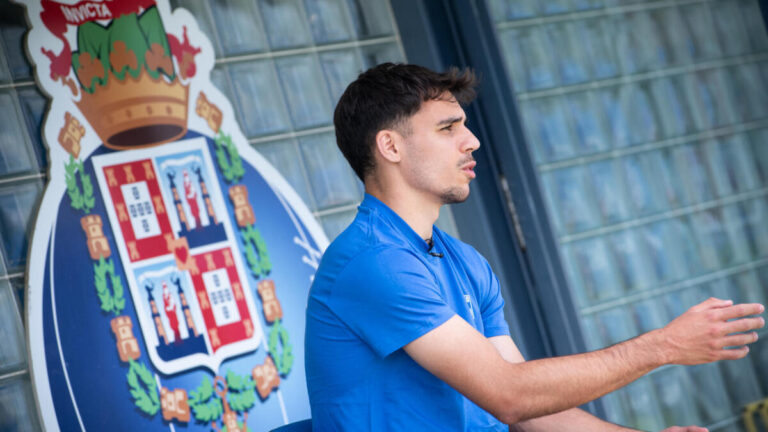 Gabri Veiga: "Rodrigo Mora? Muitas vezes brincávamos nos treinos sobre jogar juntos..."