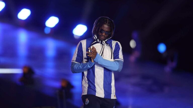 Dois campeões pelo FC Porto chamados para defrontar Portugal