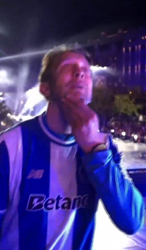 Vídeo: Luuk de Jong muito emocionado no fim da festa do FC Porto