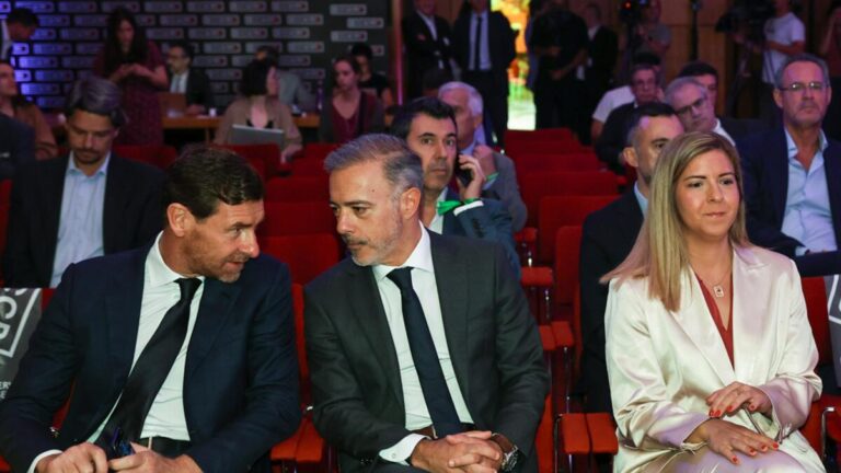 Villas-Boas e o "silêncio": "FC Porto é diferente no mercado"