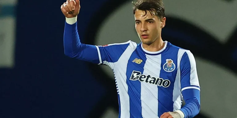 Kiwior no Onze do Ano da Liga Portugal 2025/26 confirma impacto imediato no FC Porto