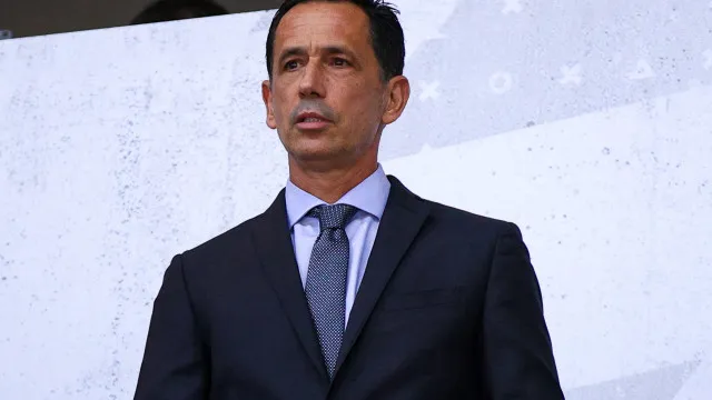 Pedro Proença lembra Jorge Costa ao felicitar os campeões FC Porto