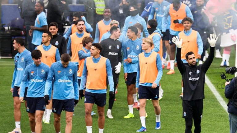 Villas-Boas e o futuro de Diogo Costa: "Fiz-lhe o desafio de envergar a camisola 2 do FC Porto"