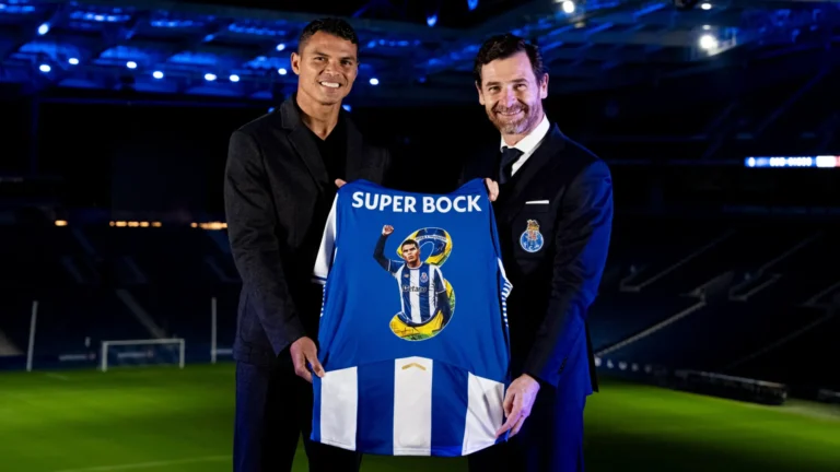 Villas-Boas deixa mensagem a Thiago Silva: "As portas do FC Porto estarão sempre abertas"