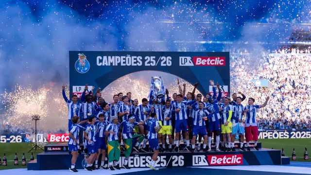 Efeito Farioli: FC Porto passa de terceiro a campeão com mais 17 pontos