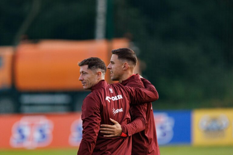 Lewandowski vai reforçar o FC Porto? A resposta de Jan Bednarek
