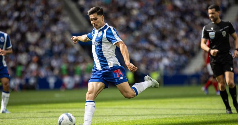 Francisco Moura no radar de recém-promovido à Premier League