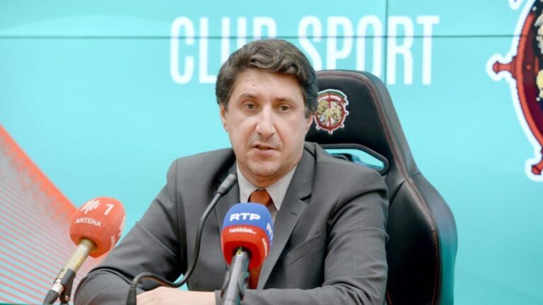 "Quando Villas-Boas ataca o modelo do Nacional é porque, se calhar, é bom para o futebol português, exceto os três grandes"