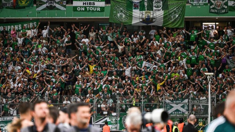 Escoceses do Hibernian anunciam particular com o FC Porto em julho